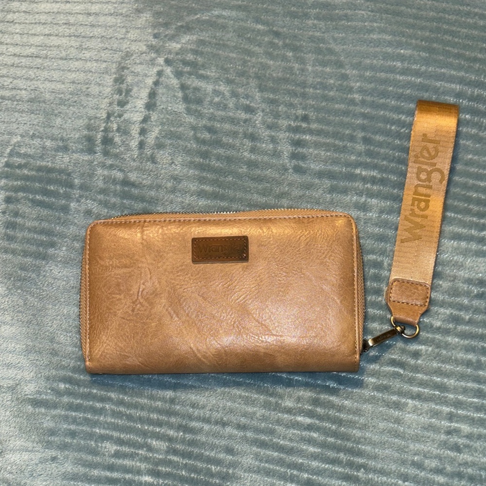Wrangler Light Brown Wallet Wristlet